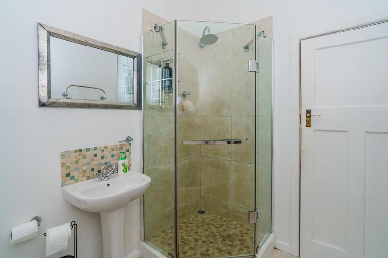 2 Bedroom Property for Sale in Harfield Village Western Cape